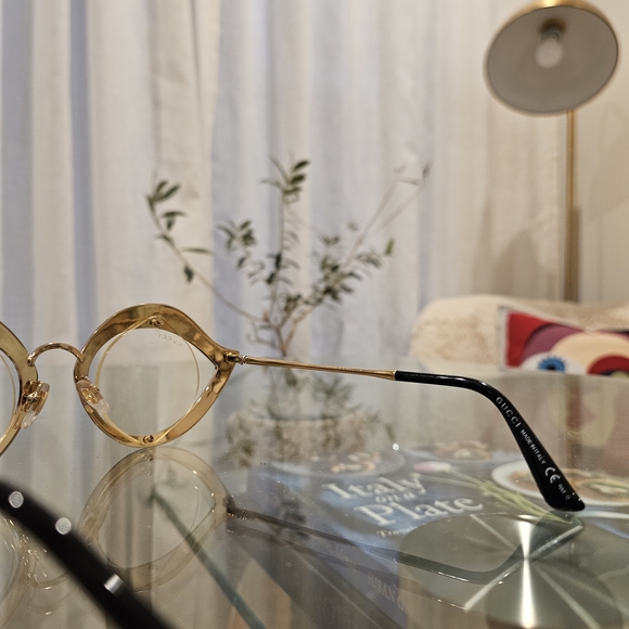 Gucci GG4287 Cat-Eye Gold Crystal-Embellished Glasses - Picture 3 of 6